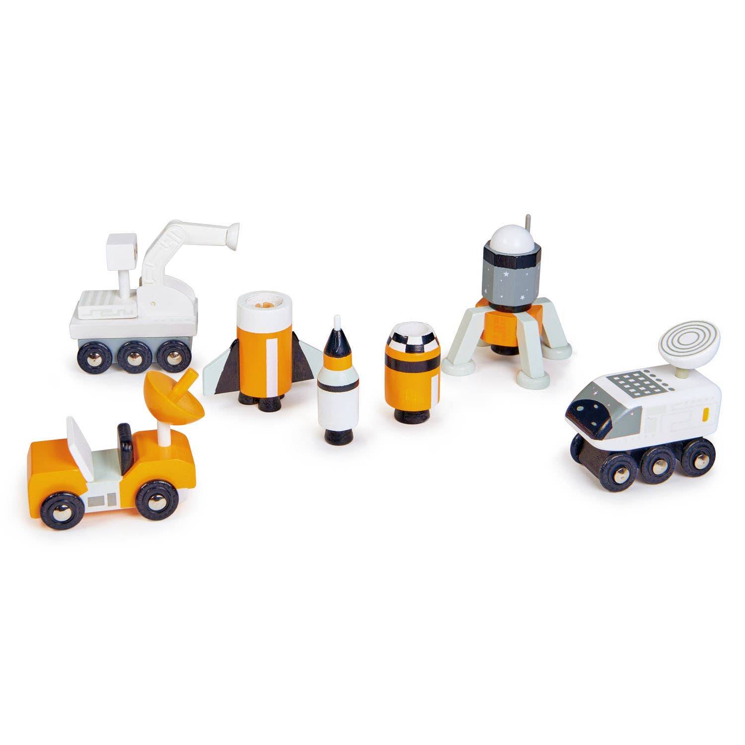 Space Voyager wooden vehicles with detachable rocket parts