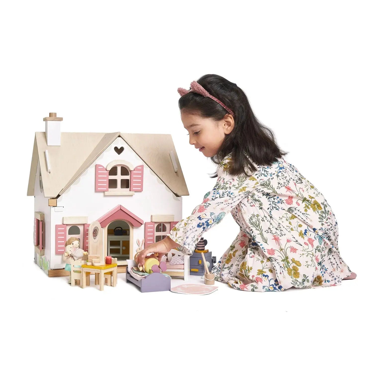 Cottontail Cottage Wooden Dolls House Play Set - Imagination Wooden Toys